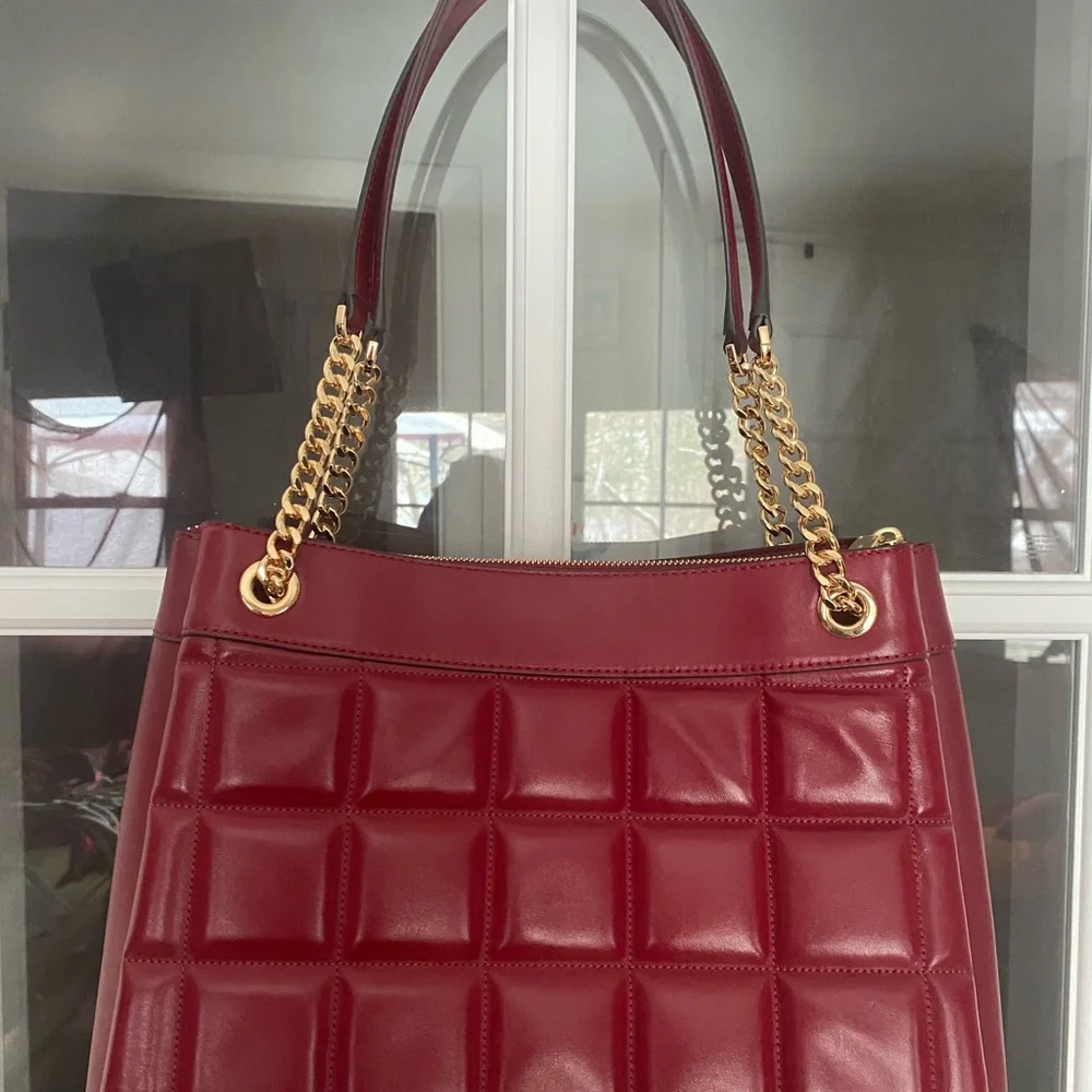 Michael Kors Burgundy Quilted Shoulder Bag - Picture 2 of 12